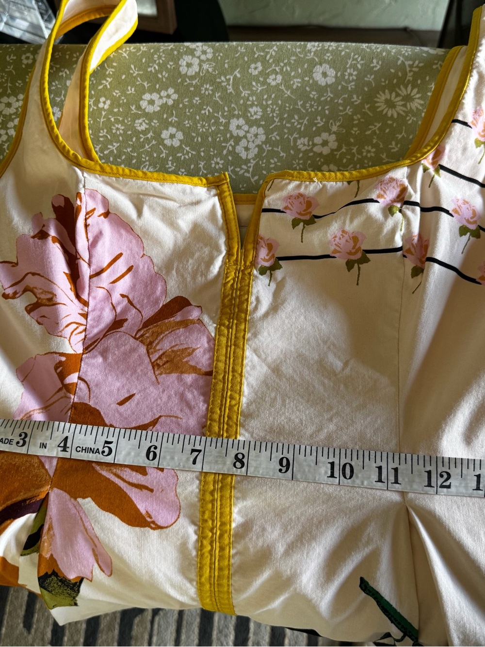 Floral Lemon Print Square-Neck Midi Dress in Cream and Pink - Picture 5 of 10